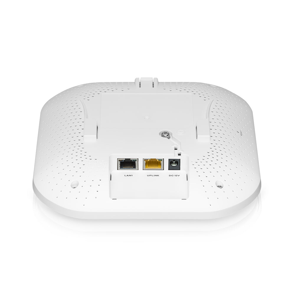 Zyxel NWA220AX‑6E Dual‑Radio Wi‑Fi 6E Access Point mit AXE5400, PoE, NebulaFlex, zeigt das Gerät mit Antennen und Anschluss.